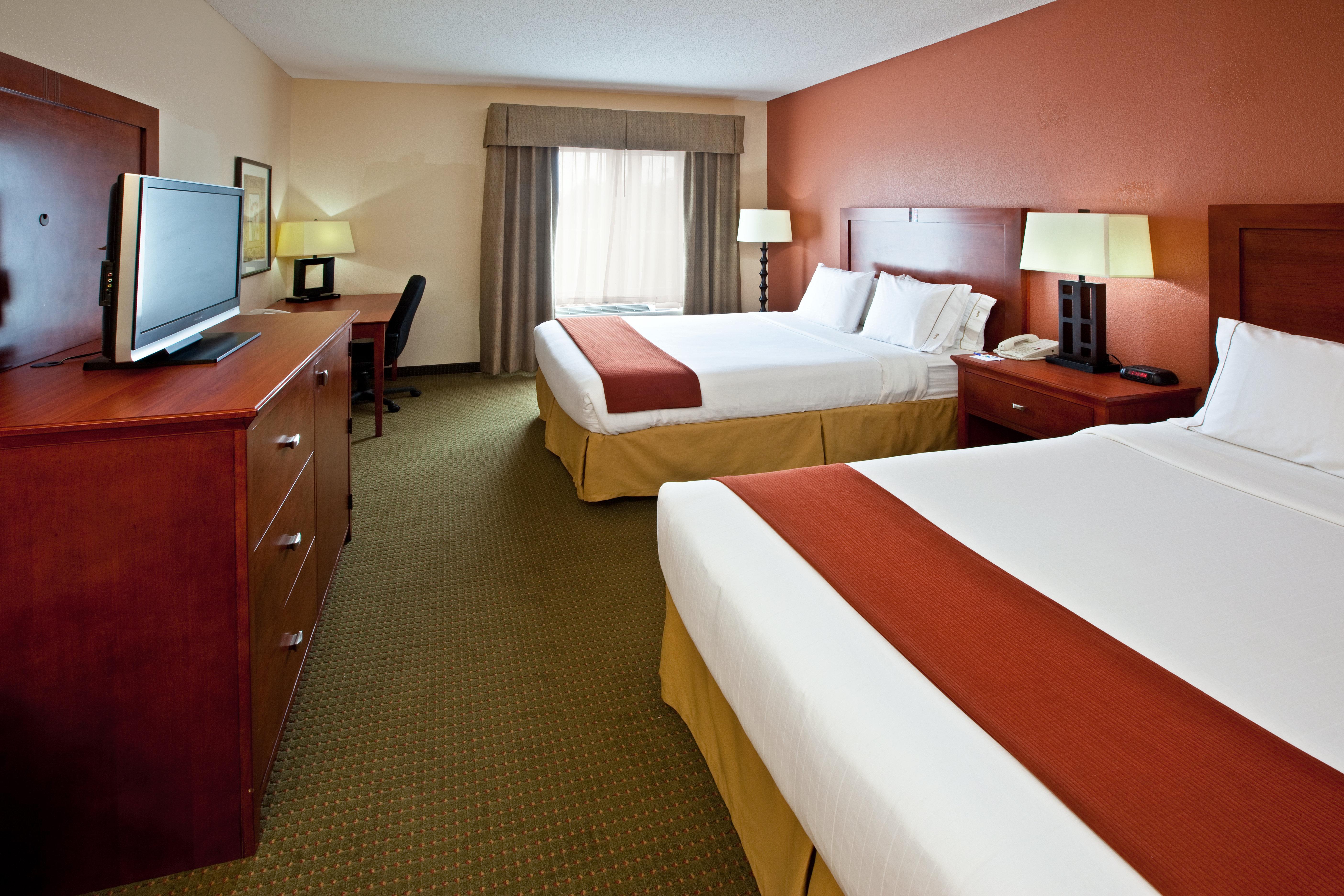 Holiday Inn Express Hotel & Suites Bedford By Ihg מראה חיצוני תמונה